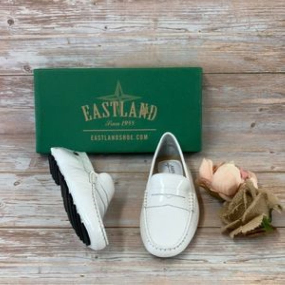 Eastland Shoe Women's Patricia Loafer Women's Shoes 6.5